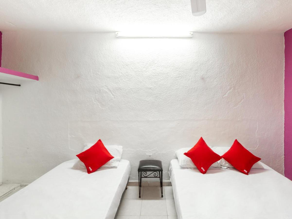 Hotel Aventura Merida Bagian luar foto