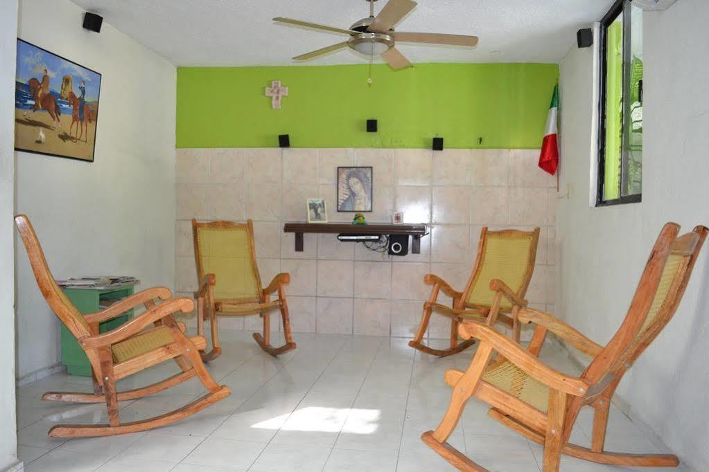 Hotel Aventura Merida Bagian luar foto