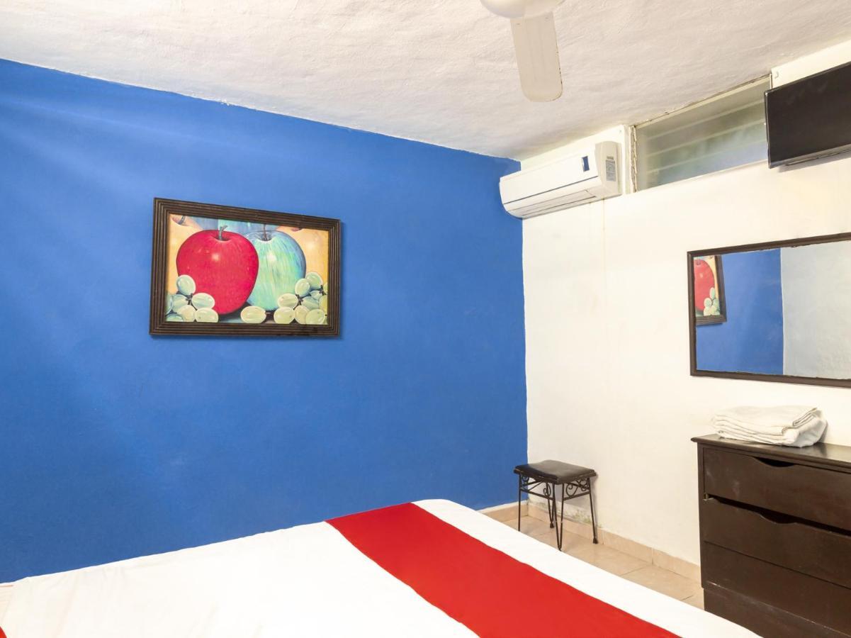 Hotel Aventura Merida Bagian luar foto